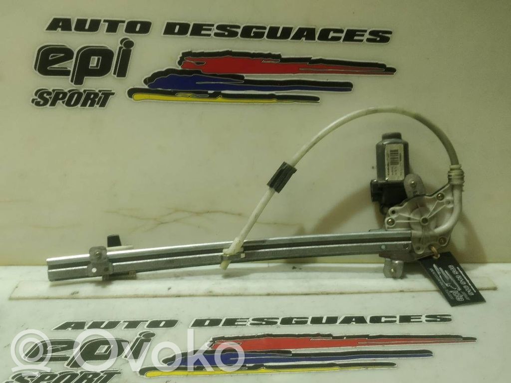 Renault Laguna II Rear window lifting mechanism without motor 