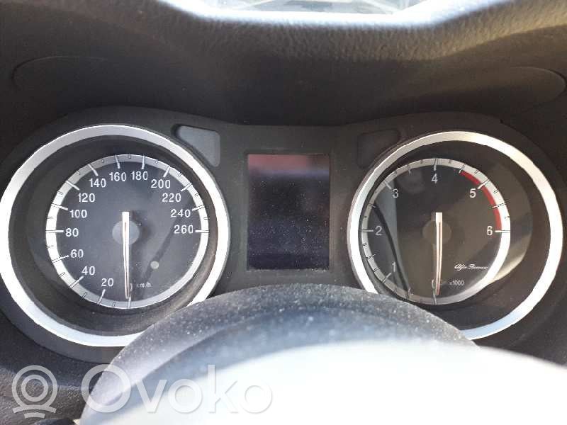 Alfa Romeo 159 Licznik / Prędkościomierz 