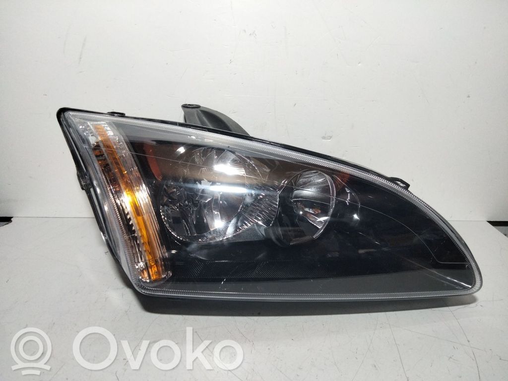 Ford Focus Headlight/headlamp 