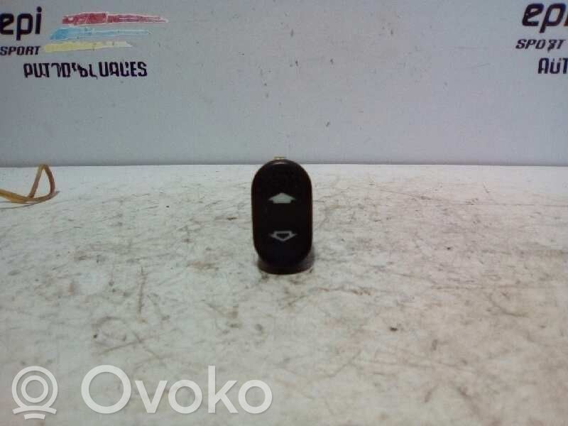 Ford Focus Elektrisko logu slēdzis 