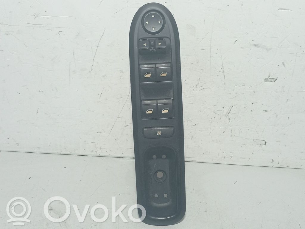 Peugeot 407 Comutator comandă geamuri electrice 