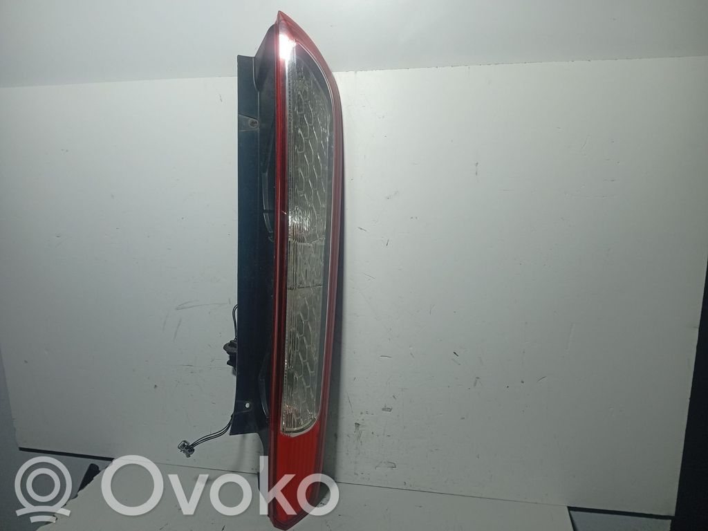 Takavalot   8M5113405AD