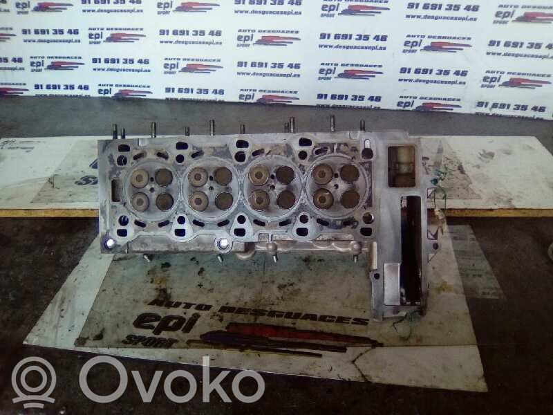 Engine head   R9128018
