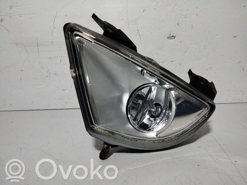 Światło przeciwmgłowe przednie   89202175,2S6115201AB