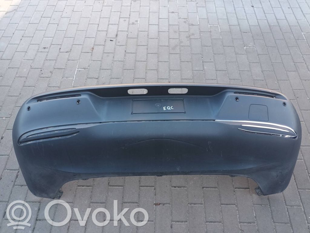 Mercedes-Benz EQC Parachoques 