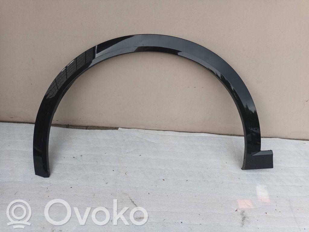 Audi e-tron Front arch trim 