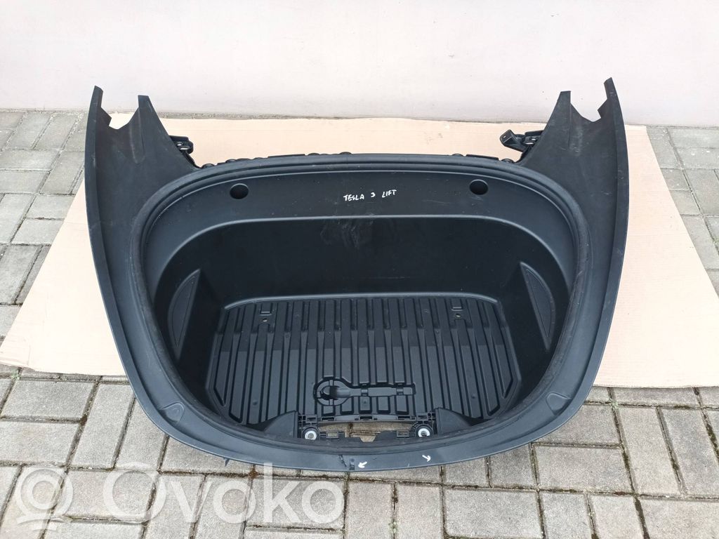 Tesla Model 3 Front trunk storage compartment 