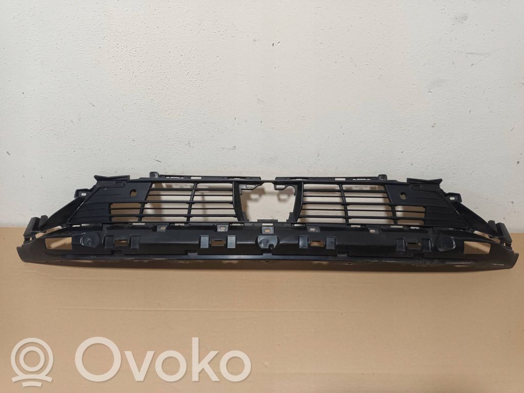 Citroen DS3 Etupuskurin alempi jäähdytinsäleikkö 