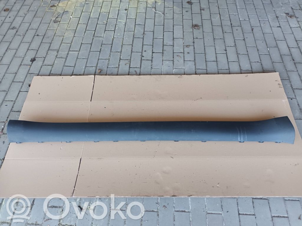 Slenkstis   149774000C,149363100B