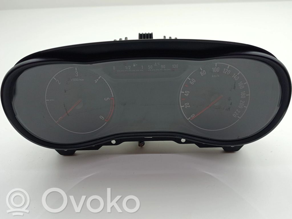 Opel Corsa E Speedometer (instrument cluster) 