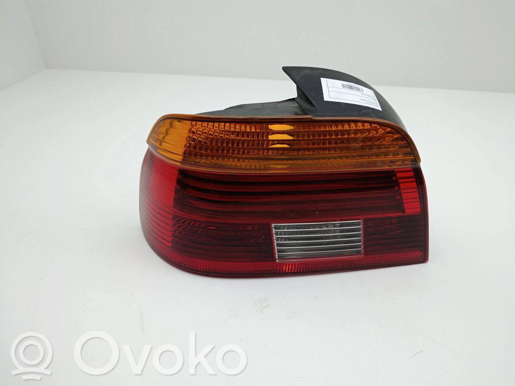 Tailgate rear/tail lights   6900209