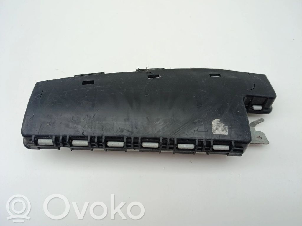 Airbag de siège   8200552392