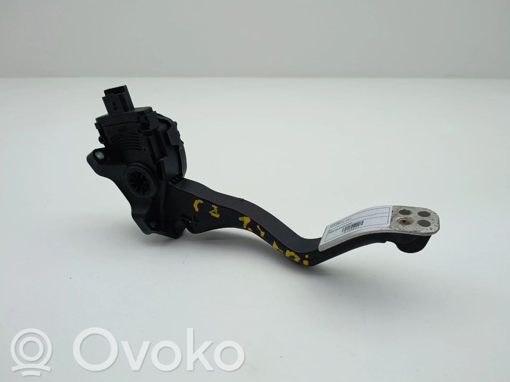 Pedal del acelerador   9681530580