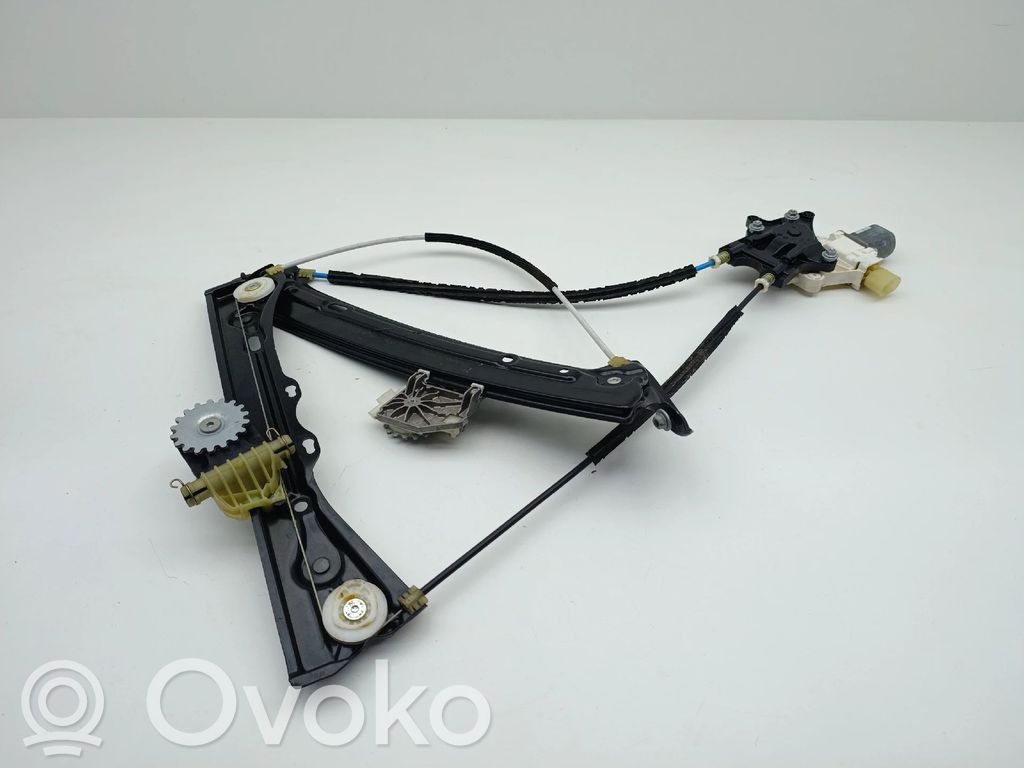 BMW M4 F82 F83 Mechanizm podnoszenia szyby przedniej bez silnika 