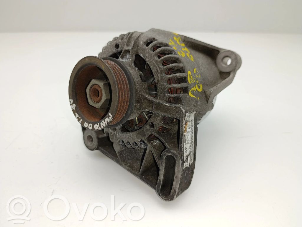 Fiat Punto (188) Генератор 