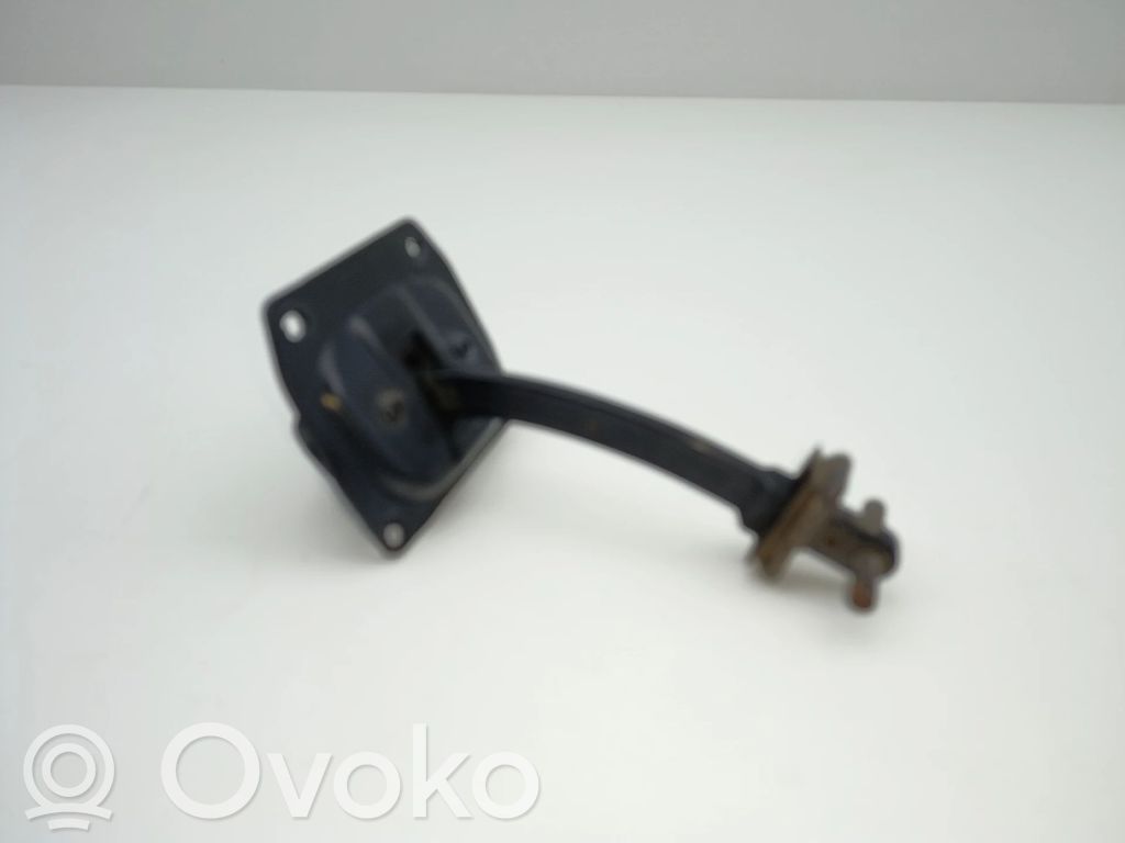Loading door upper hinge   9809831880