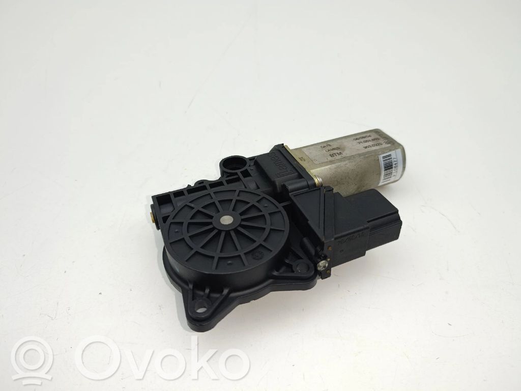 Aizmugurē loga pacēlāja motoriņš   9030222