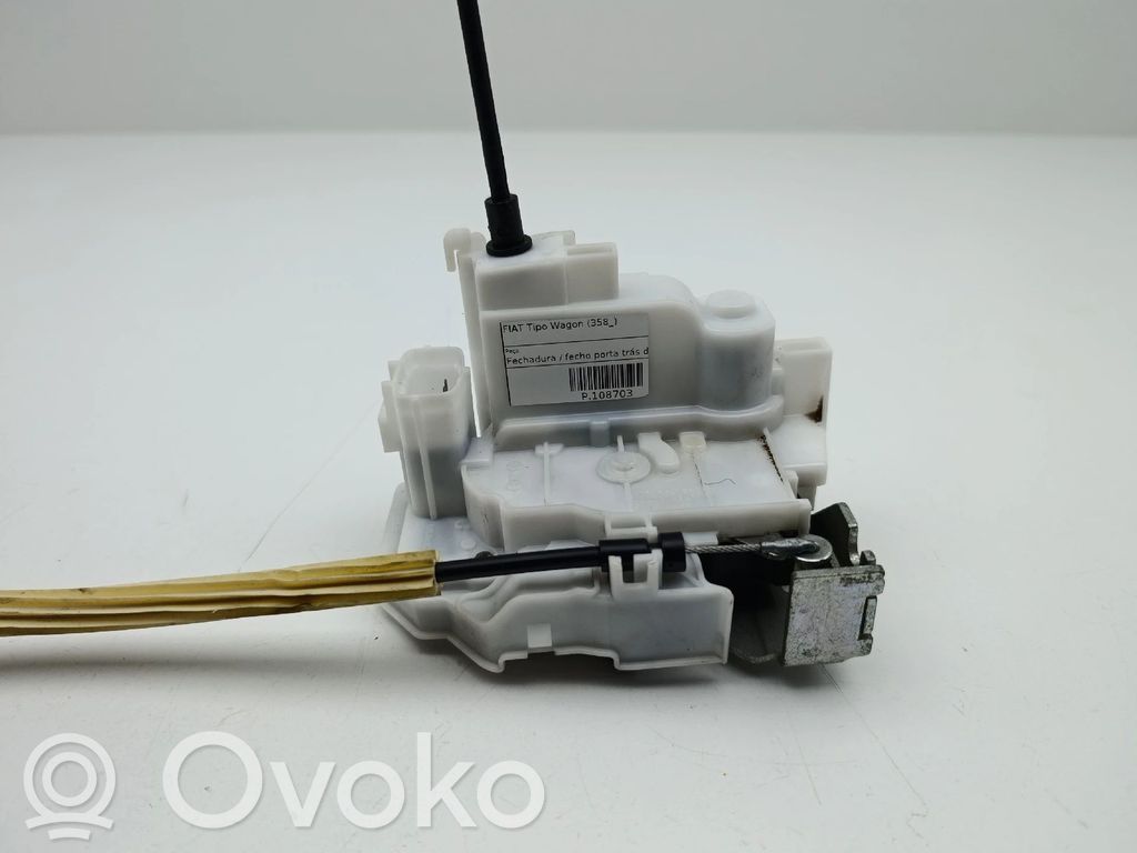 Aizmugurē slēdzene   519876030