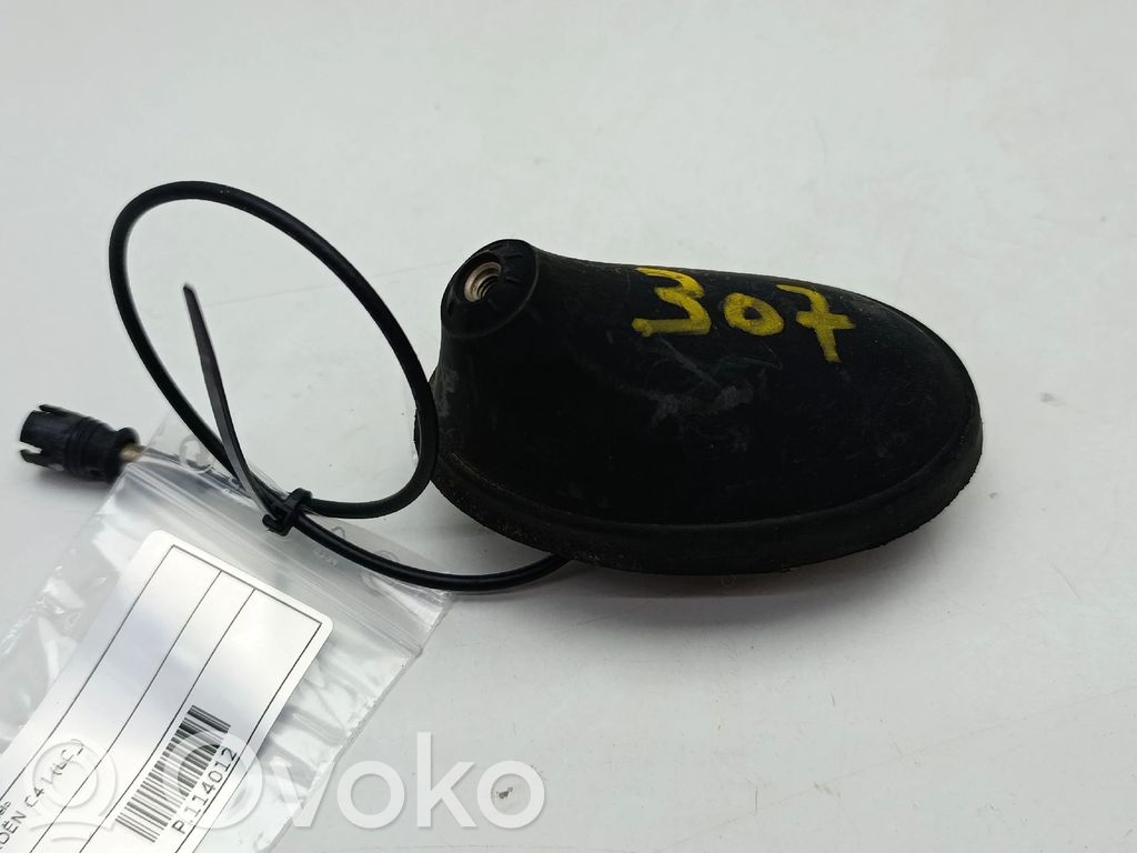Pystyantennivahvistin   9650911180