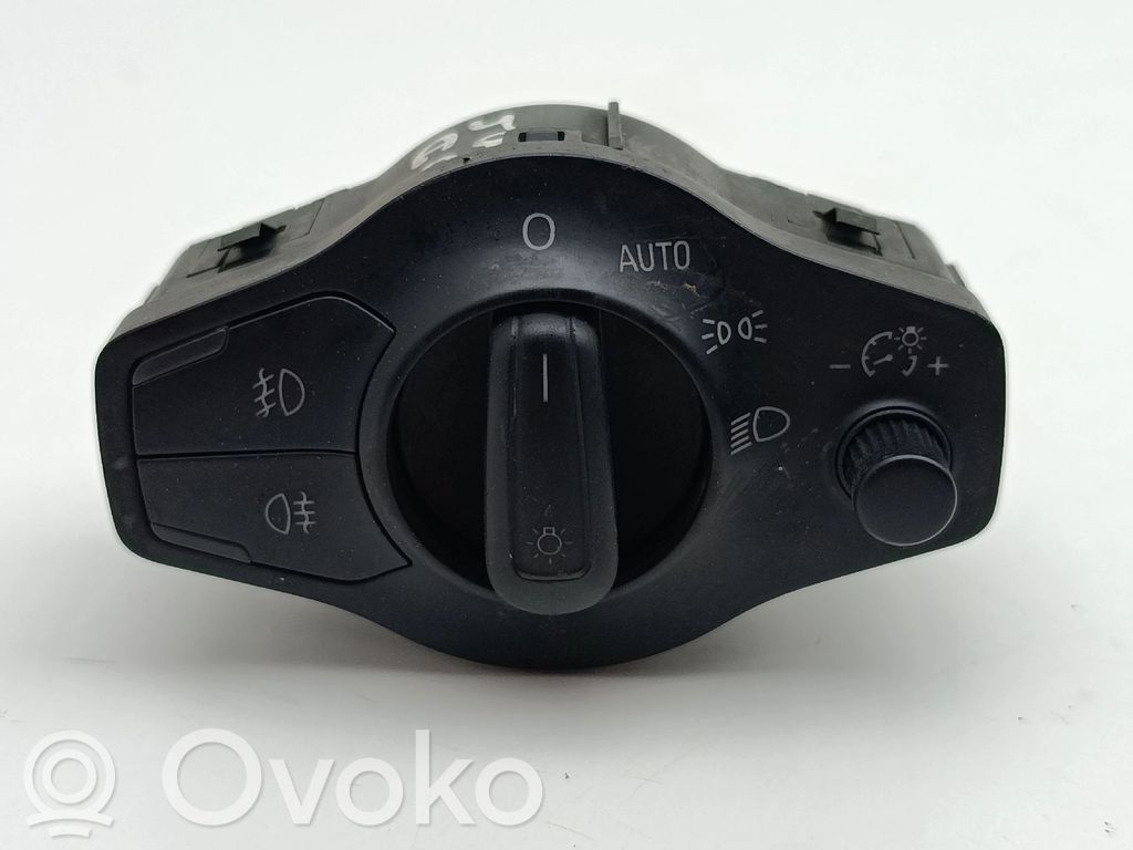 Light switch   8K0941531C