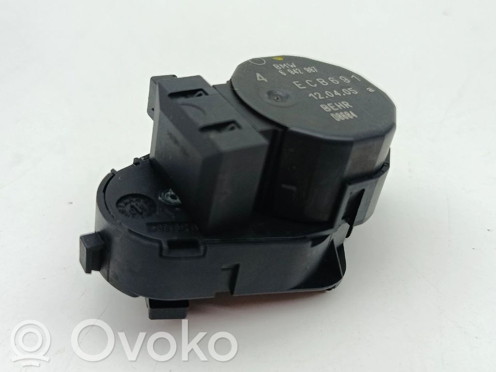Stellmotor Heizung Klima   6942987