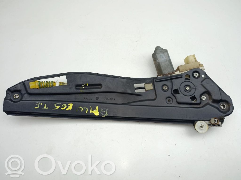 Rear window lifting mechanism without motor   7024813