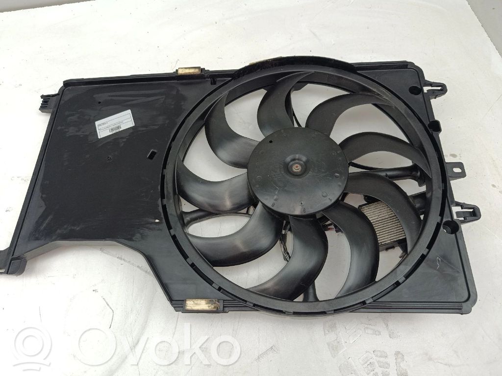 Opel Corsa E Elektrisks radiatoru ventilators 