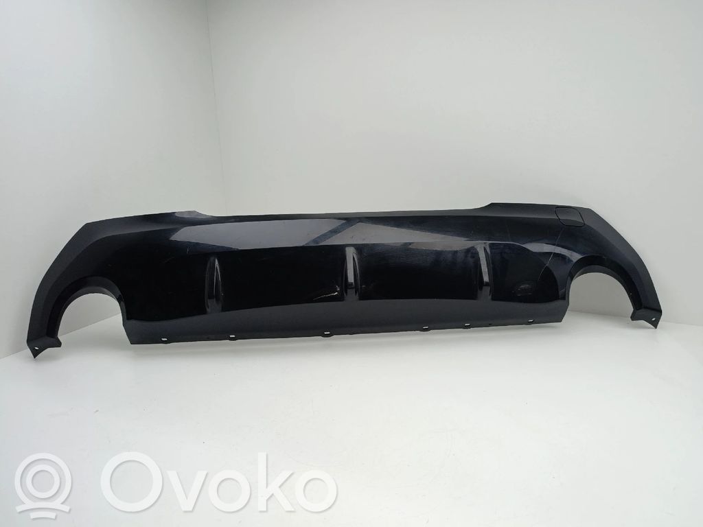 BMW 1 F40 Moldura inferior del parachoques trasero 