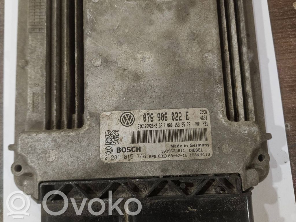 Engine control unit/module   076906022E,0281015748