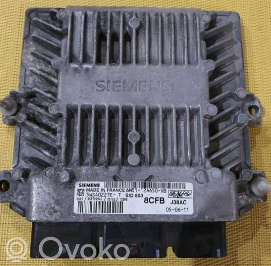 Ford Focus Engine control unit/module 