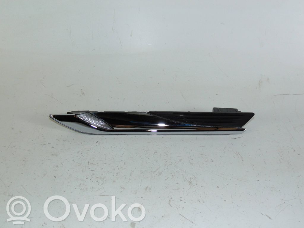 BMW 6 F12 F13 Kierunkowskaz błotnika przedniego 