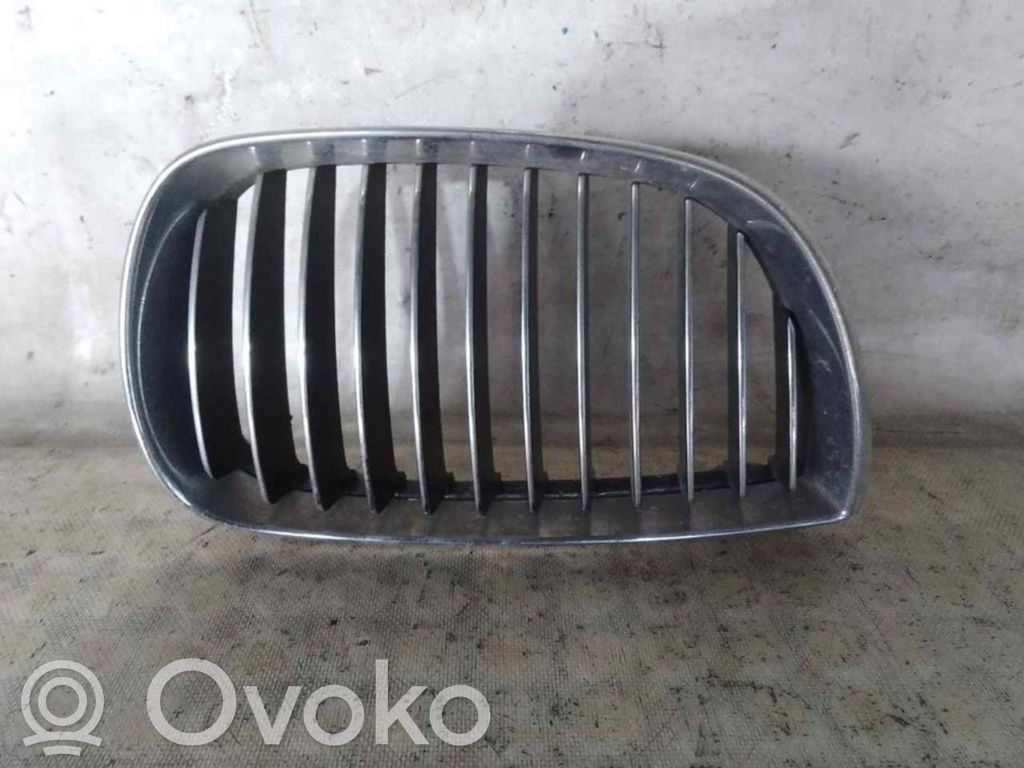 Grille de calandre avant   70771309