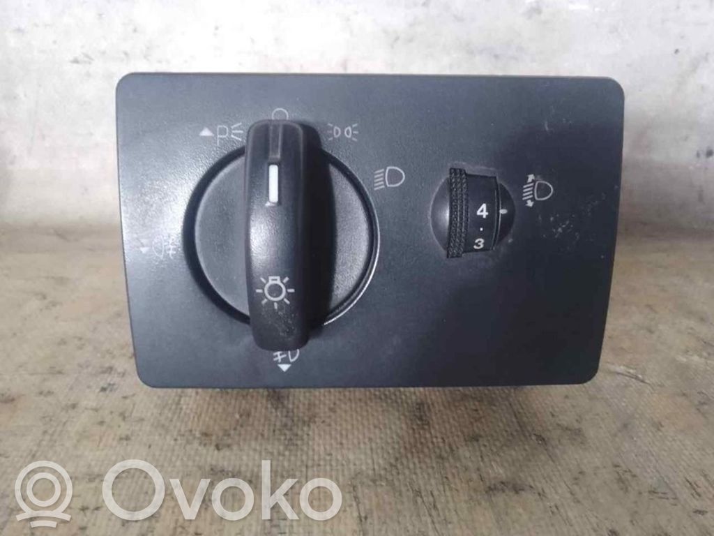 Interruptor de luz   4M5T13A024LA
