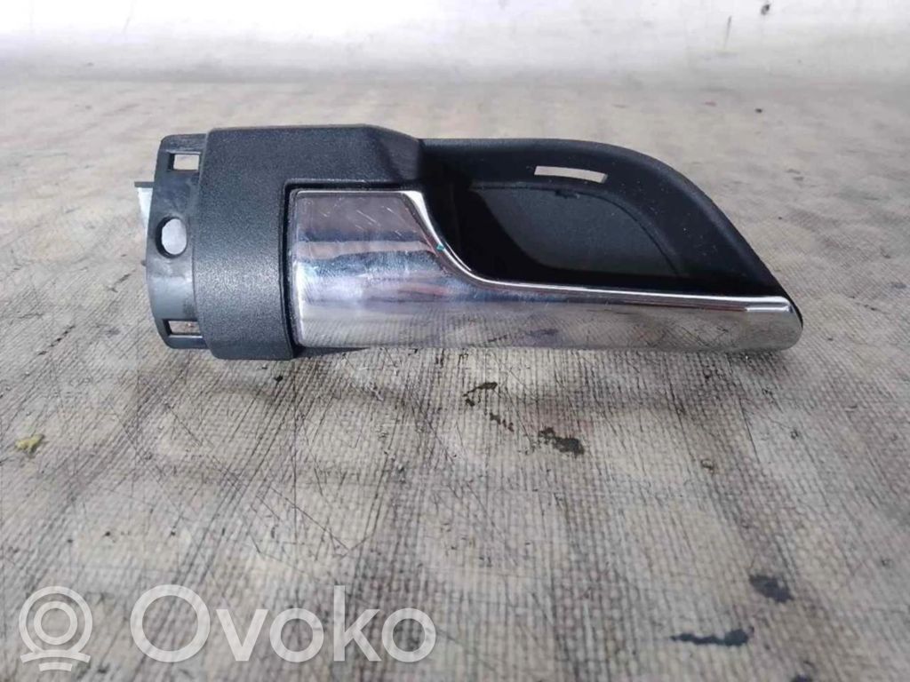 Opel Astra H Manecilla interna puerta delantera 