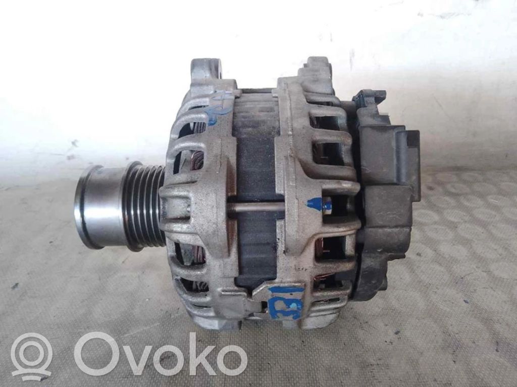 Alternador   04E903021M
