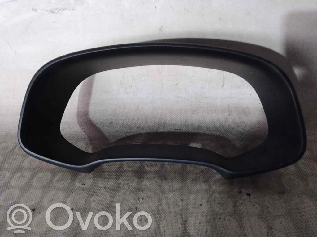 Seat Leon (5F) Alaverhoilu 