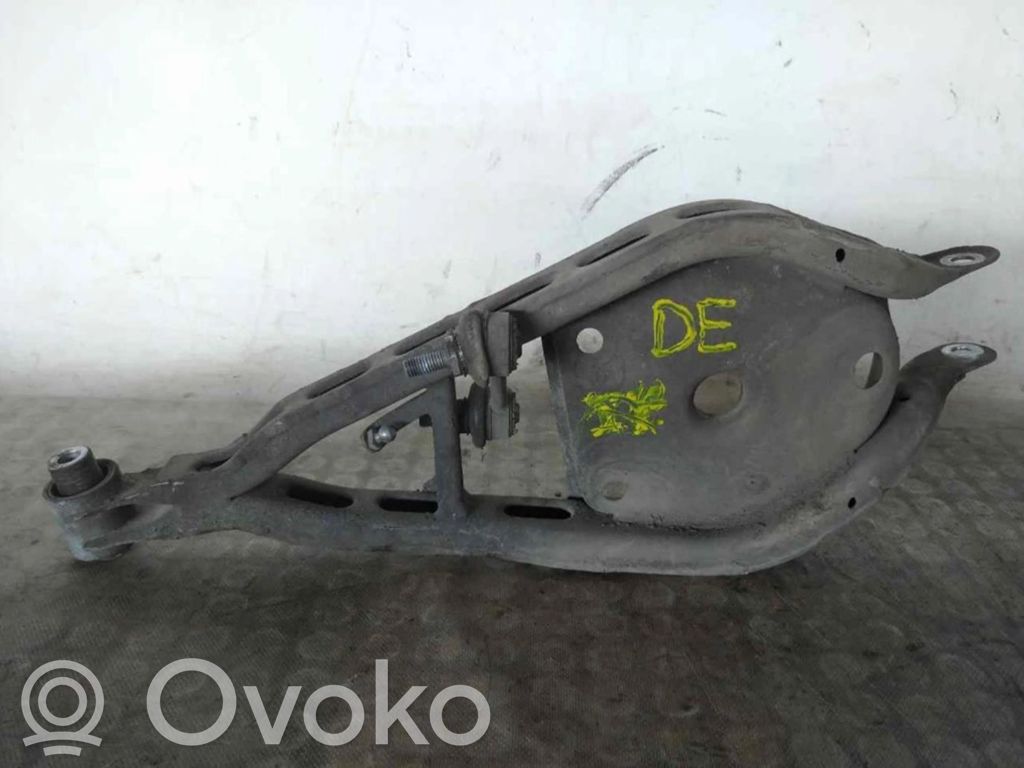 Rear control arm