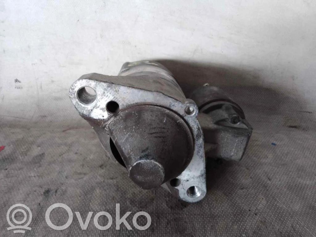 Motor de arranque   867838