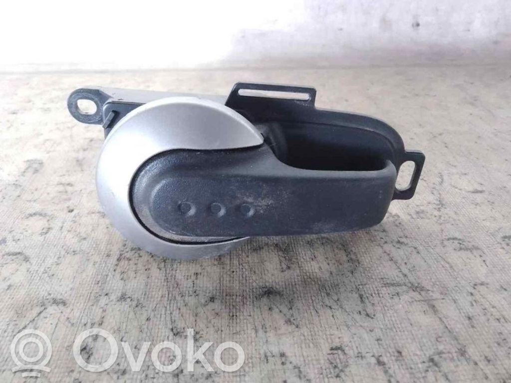 Manecilla interna puerta trasera   80671AX