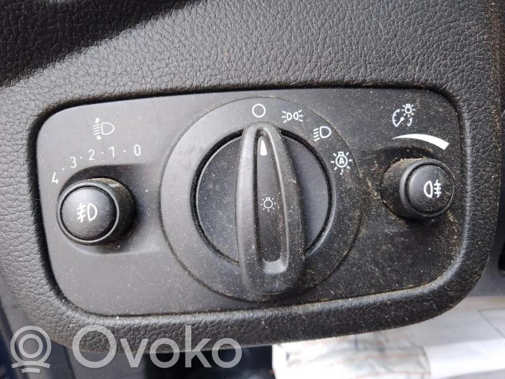 Ford Kuga I Interruttore luci 