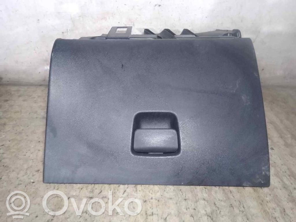 Guantera   39173001
