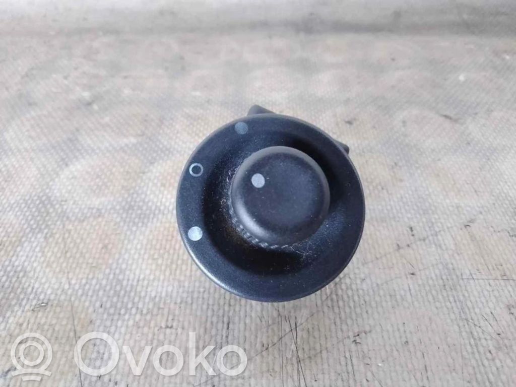 Renault Scenic II -  Grand scenic II Wing mirror switch 