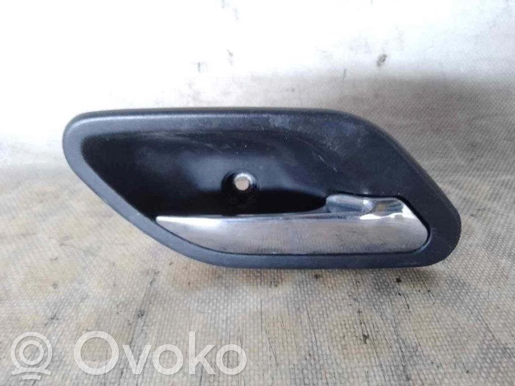 Manecilla interna puerta delantera   7032926,7032926