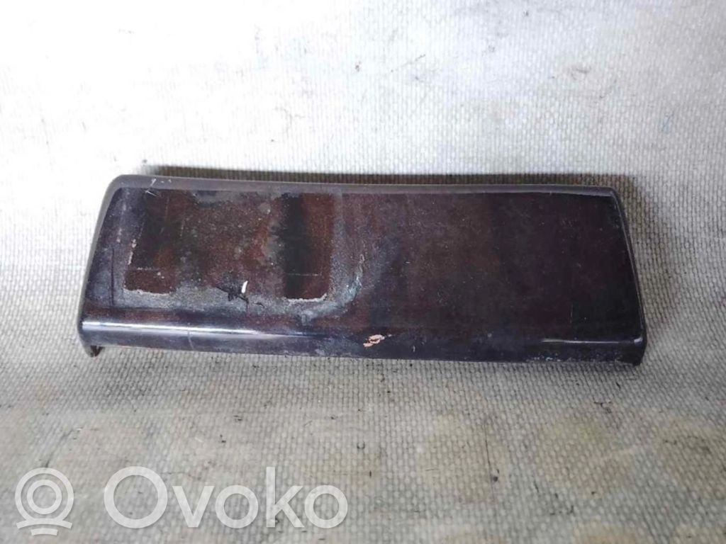 Bottom trim   7047861