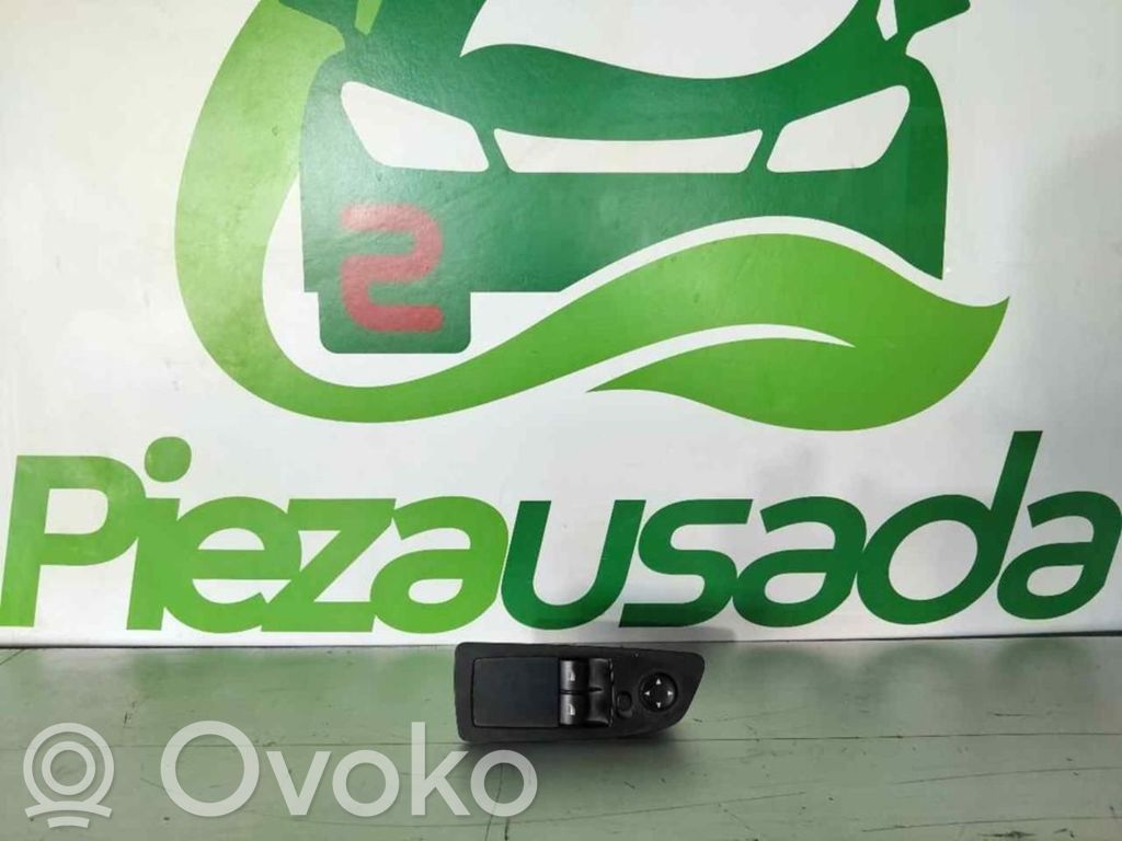 BMW 1 E81 E87 Electric window control switch 
