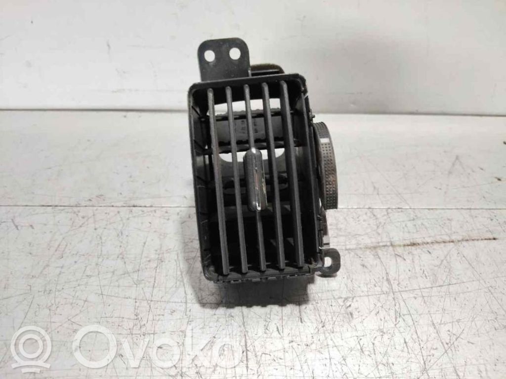 Toyota Corolla Verso AR10 Grilă ventilație centrală 