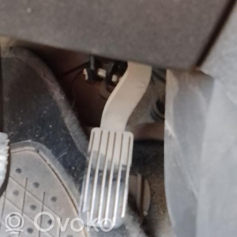 Citroen C4 I Gaspedal 