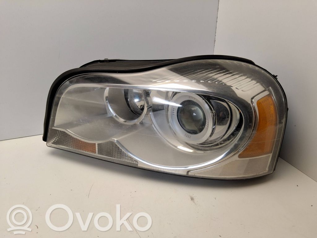 Scheinwerfer   30698576,89900762
