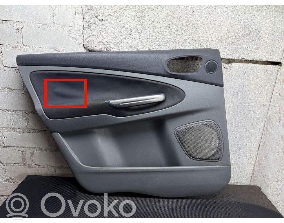 Ford S-MAX Boczki / Poszycie drzwi tylnych 