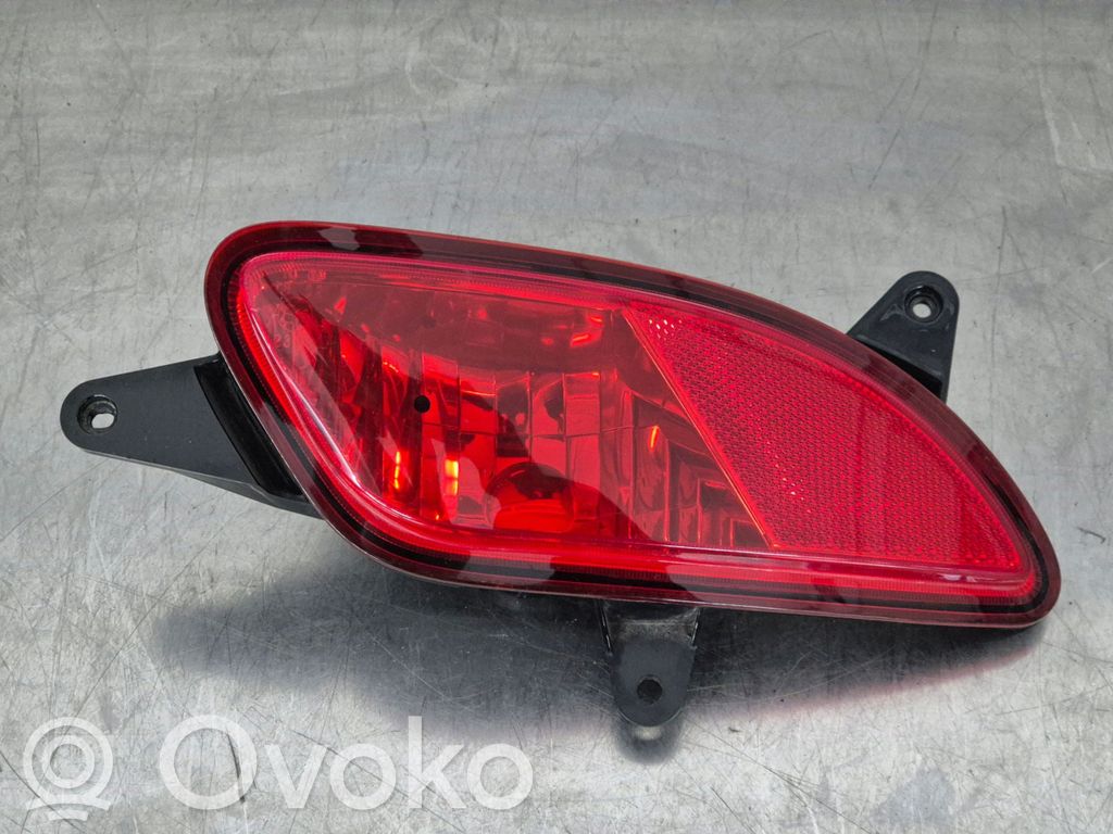 Luz trasera/de freno   92402,924021H1
